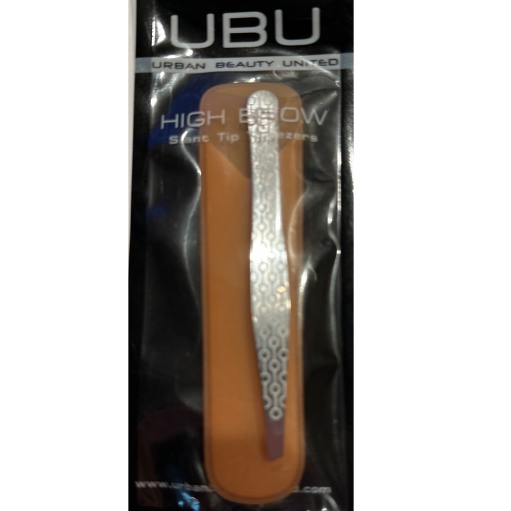 UBU Makeup Tools Bundle - Picture 2 of 4